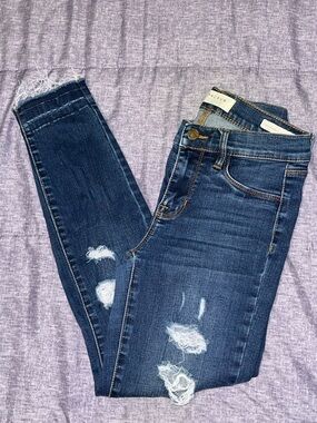 PacSun Women's Blue Distressed Skinny Jeans-Size 24